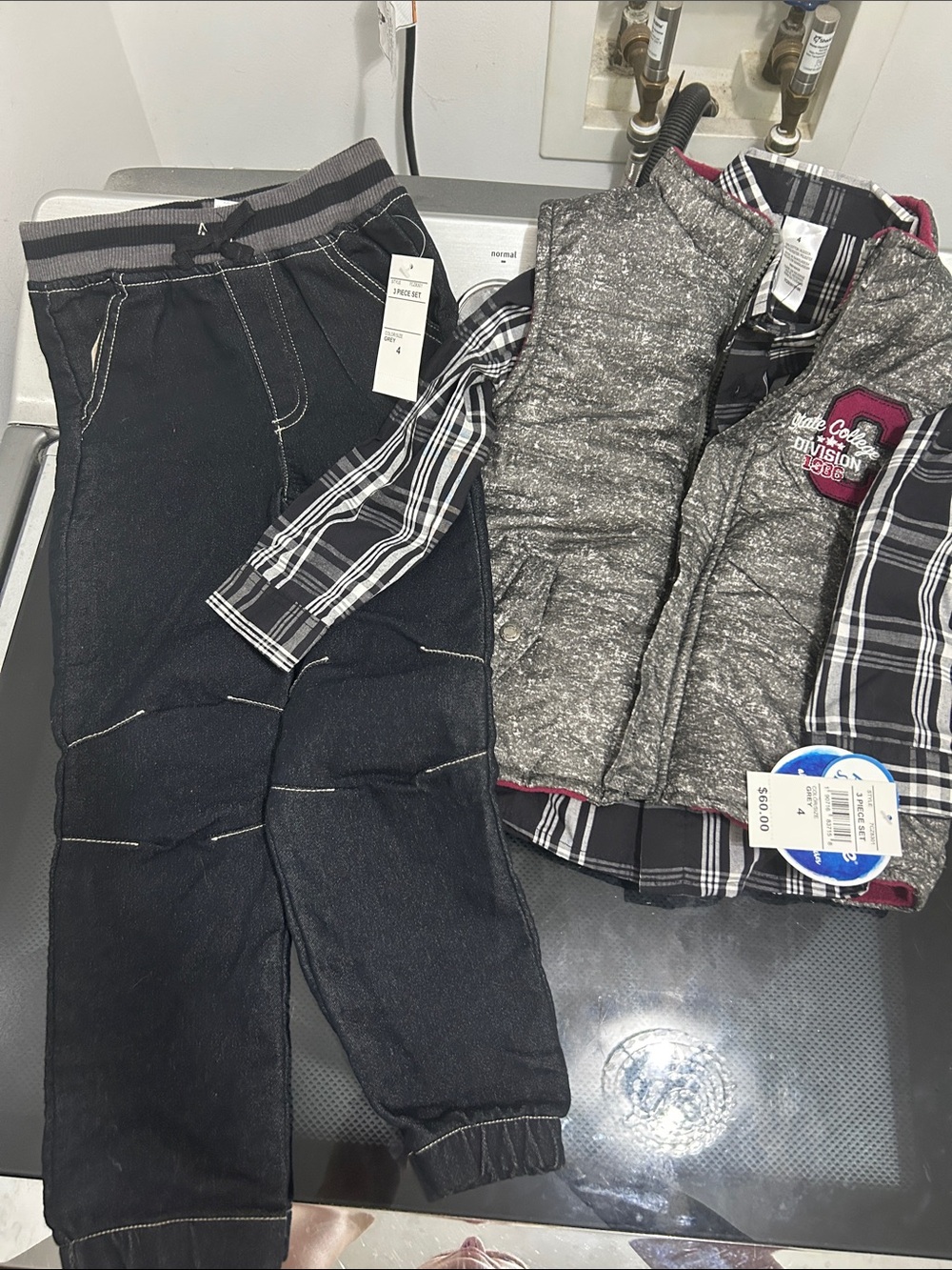 Boys size 4 three piece set puffer vest plaid button down jean pant new nwt